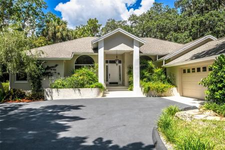 750 NW SNUG HARBOR ROAD