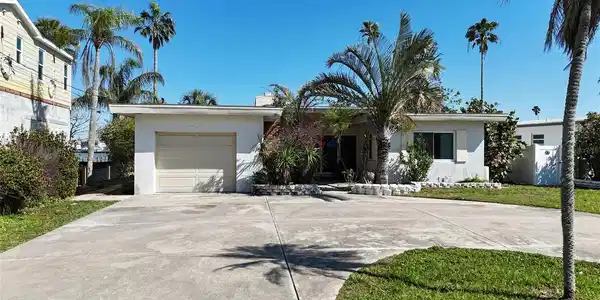 15507 REDINGTON DRIVE