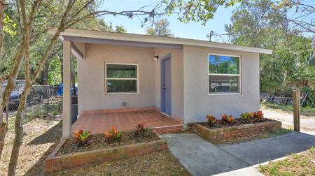 709 CEDAR STREET