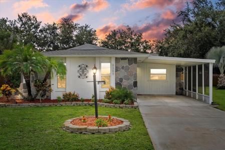 4309 CHINABERRY CIRCLE