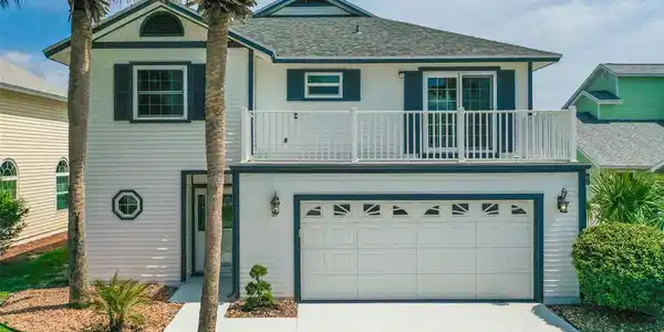 29 MEDFORD DRIVE