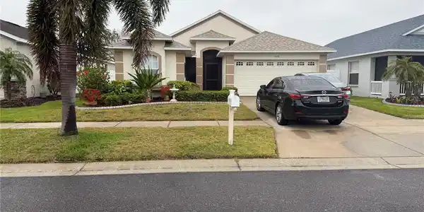 509 STONE BRIAR DRIVE