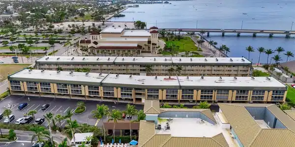 150 HARBORSIDE AVENUE