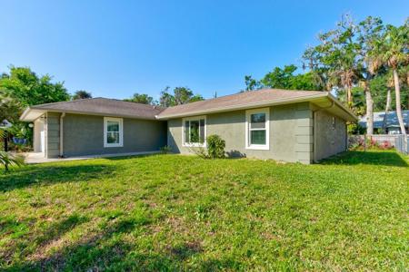 2028 MANGO TREE DRIVE