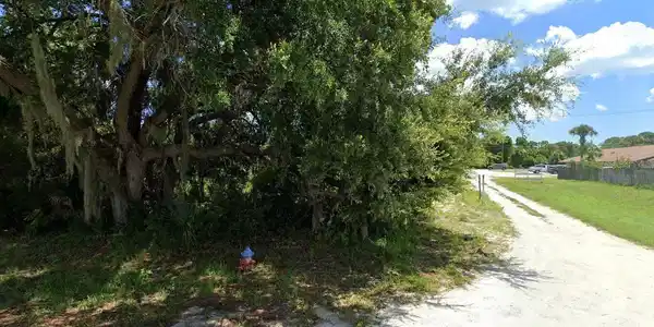 2031 INDIA PALM DRIVE