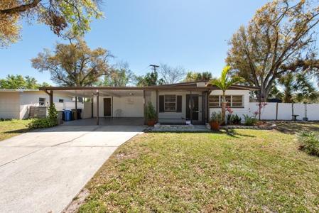 8008 SOMERSET LANE