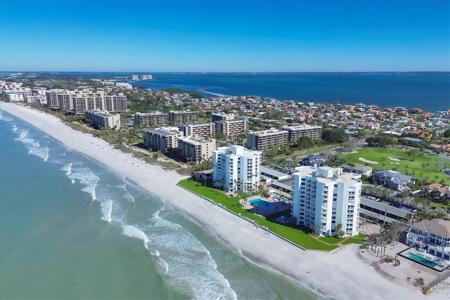 1000 LONGBOAT CLUB ROAD