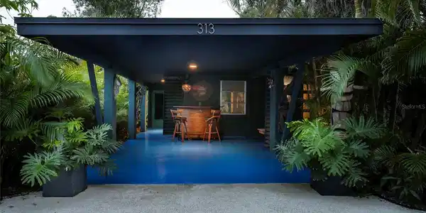313 PALMETTO ROAD W