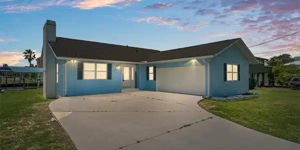 3362 MINNOW CREEK DRIVE