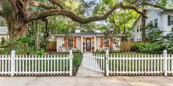 2624 W PROSPECT ROAD