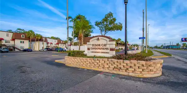 9115 TUDOR DRIVE