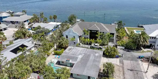 210 HAVERKOS COURT