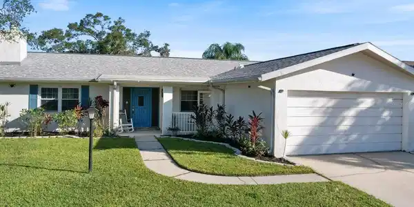 112 N BAY HILLS BOULEVARD