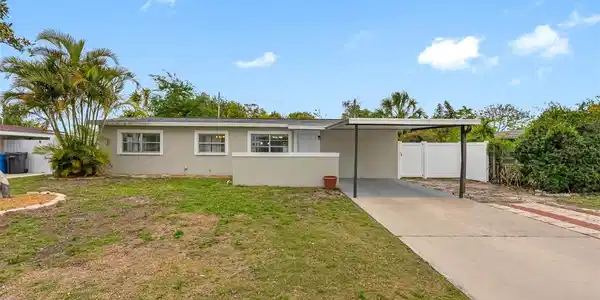 5103 TOWN N COUNTRY BOULEVARD