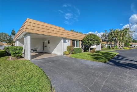 2743 RIVERBLUFF COURT