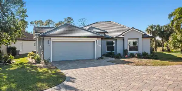 2061 KING TARPON DRIVE
