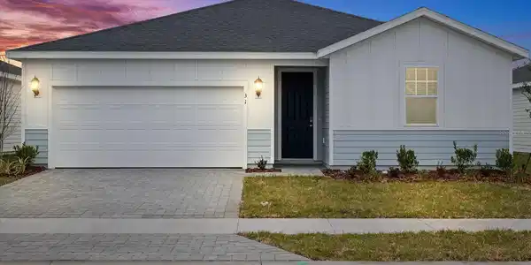 31 ARARAT DRIVE