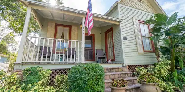 43 BARTON AVENUE