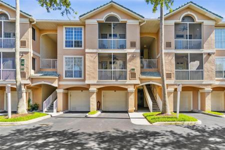 4204 BAY CLUB CIRCLE