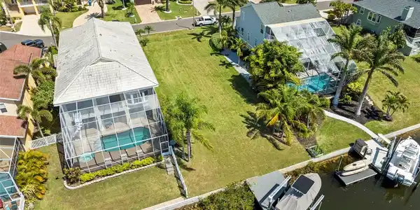 4330 SANDDOLLAR COURT