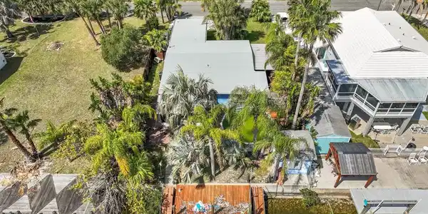 4470 KINGSTON DRIVE