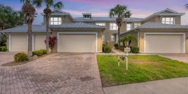 10600 LEMON CREEK LOOP