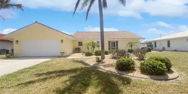111 ENGLEWOOD GARDEN COURT