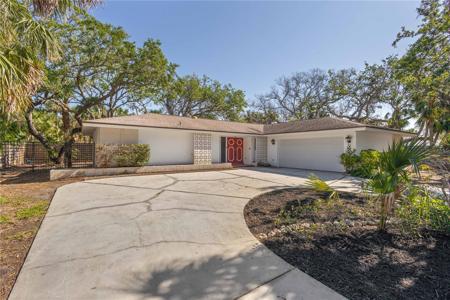 717 TREASURE BOAT WAY