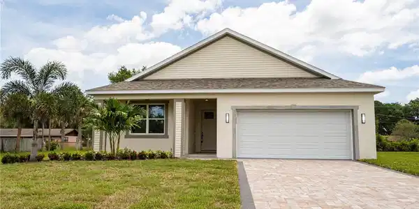 2903 WILLOW OAK DRIVE
