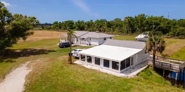 1727 E MANASOTA BEACH ROAD