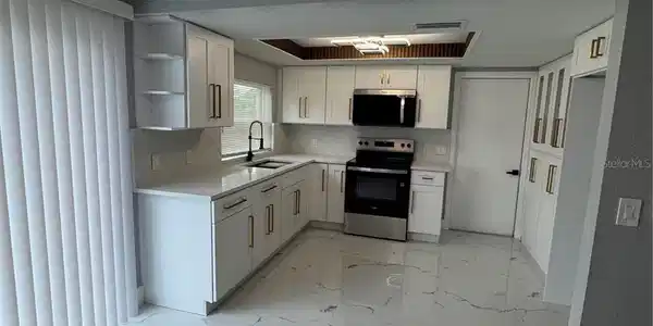 Image 4 Image 4