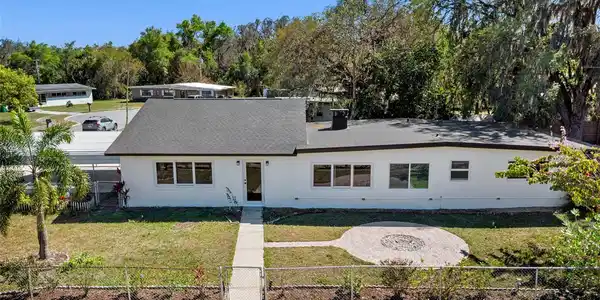 2645 DONNA DRIVE