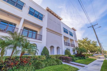 216 S AUDUBON AVENUE
