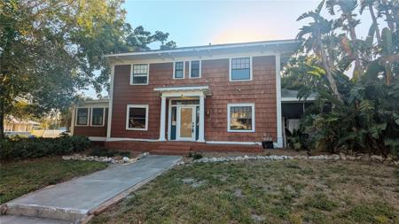 624 19TH STREET W