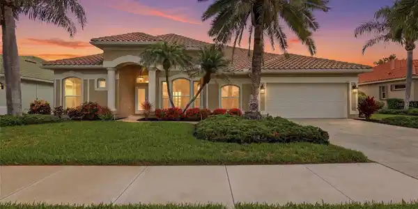 1021 GROUSE WAY