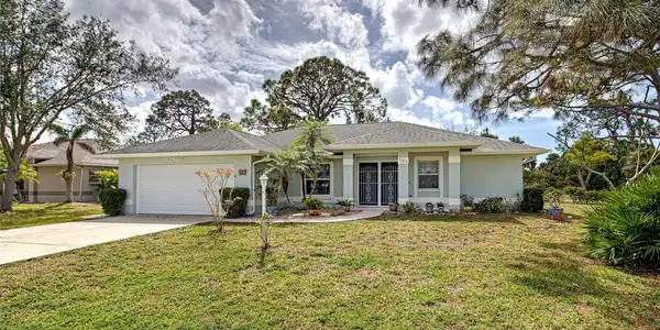 587 VIRIDIAN STREET