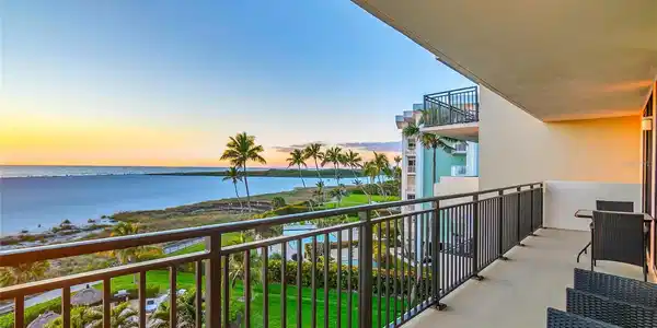180 SEAVIEW COURT