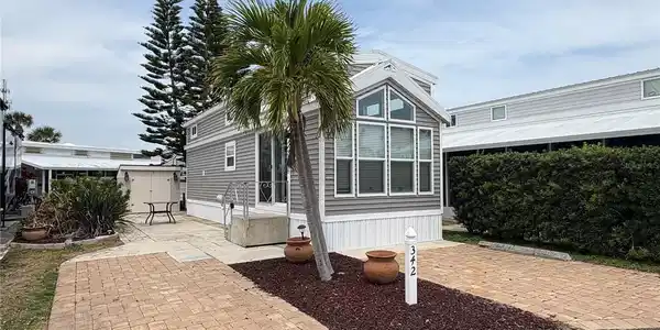 342 CAROUSEL LANE