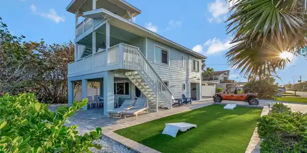 906 N ATLANTIC AVENUE