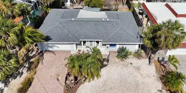 711 BIRDSONG LANE