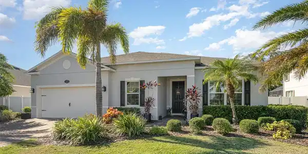 4570 HEBRON DRIVE