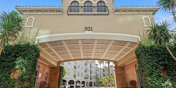 501 KNIGHTS RUN AVENUE