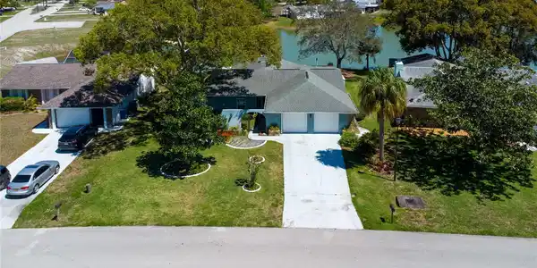8967 LISMORE COURT