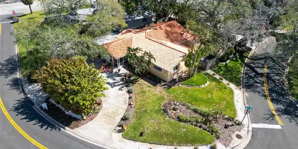 103 DRIFTWOOD DRIVE W