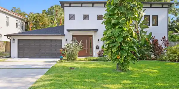 4308 W BEACH PARK DRIVE