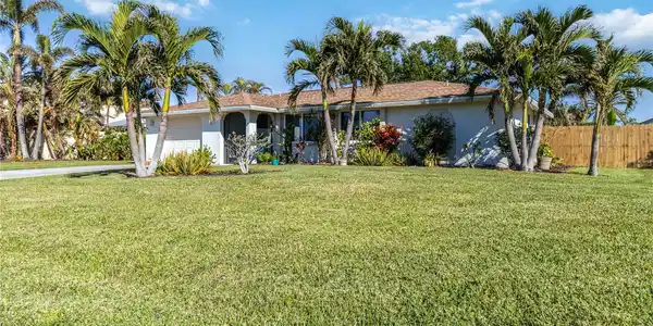 1224 PINEBROOK WAY