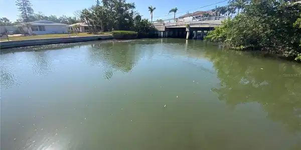 100 POPS LANE