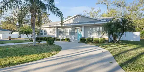 230 PALM DRIVE