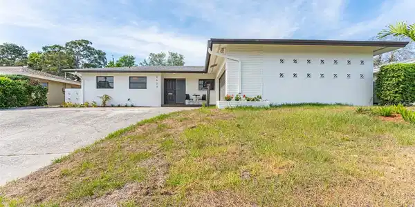 3623 HIGH BLUFF DRIVE