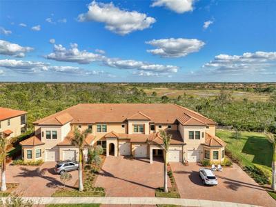 10039 CROOKED CREEK DRIVE